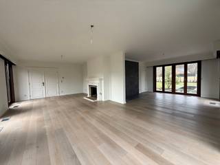 Deze karaktervolle woning bevindt zich op een uiterst gunstige en centrale ligging in Geel. Hier geniet u van de perfecte combinatie tussen...