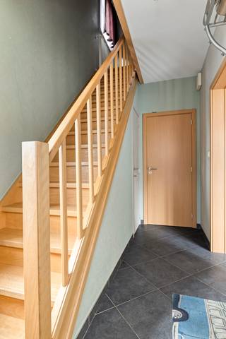 Te koop: gezellige halfopen bebouwing in Duffel met vlotte verbinding naar invalswegenDeze charmante woning uit 1952 combineert karakter met...