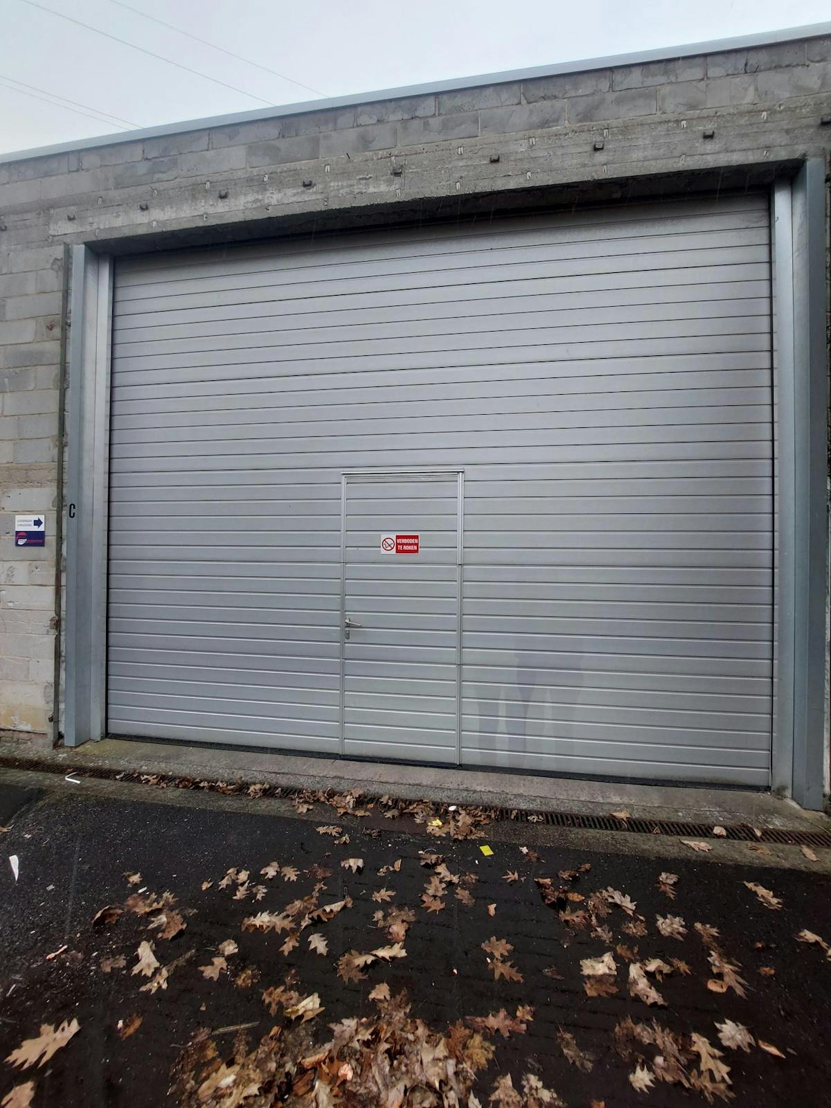 Entrepôt d'environ 660 m² à louer à Menin - photo 2