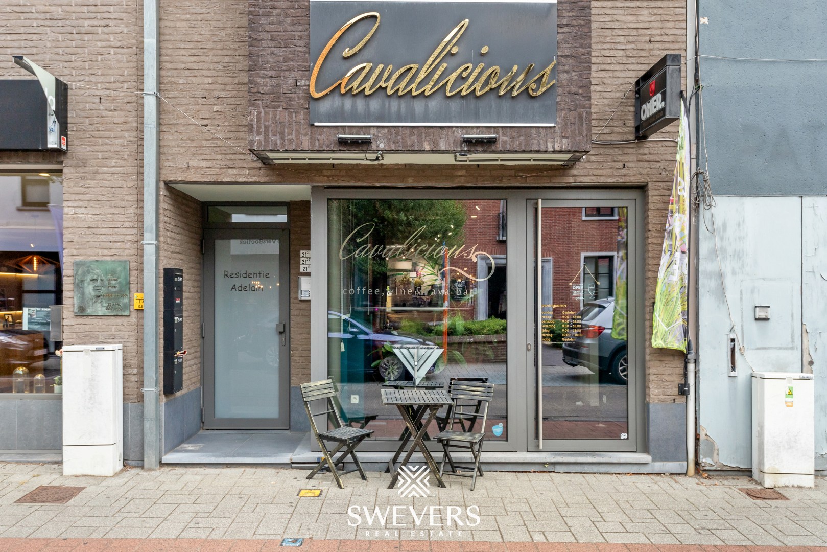 Investeringspand met huurder handelsruimte in hartje Tessenderlo, 97m², plus terras, tuinzone en parkeerplaats. - foto 1