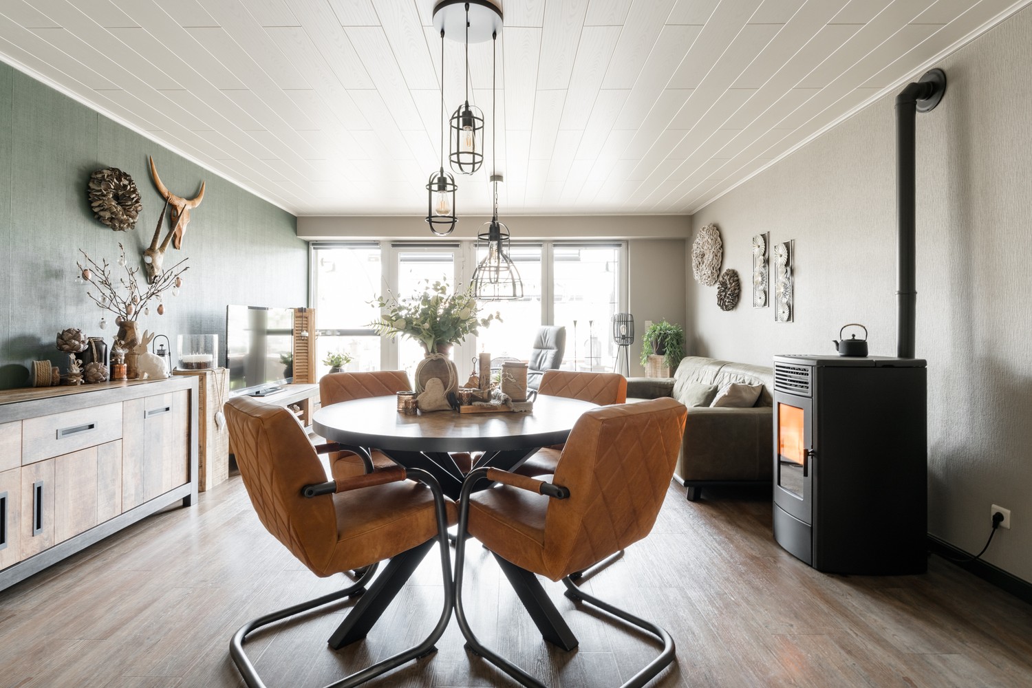 Zeer ruim appartement/stadswoning pal in het centrum van Pelt - foto 3