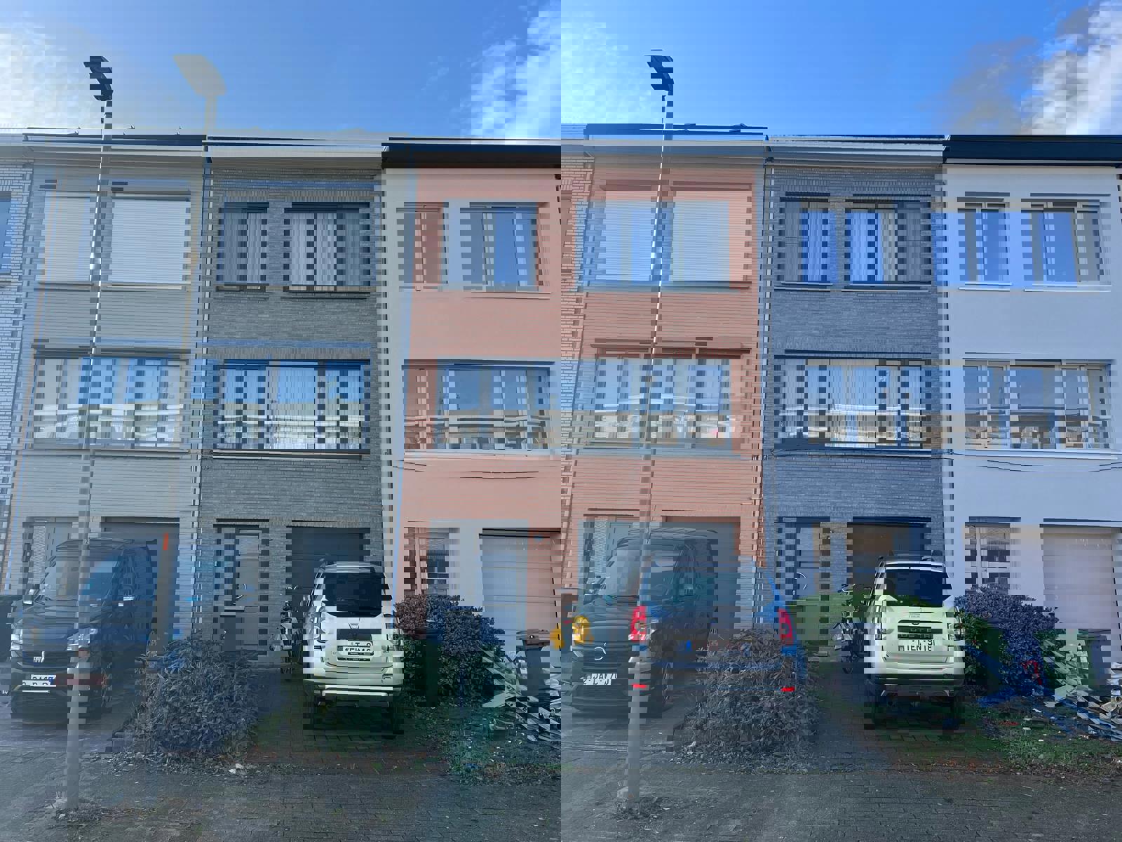 Instapklare bel-étage met 3 slaapkamers, tuin en garage - foto 1