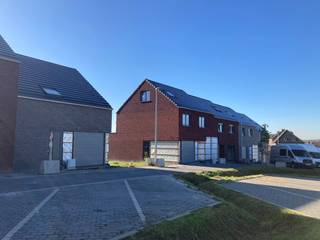 Maison 2 façades très lumineuse et la réplique de maisons déjà construites juste en face. Vous pouvez donc vous y projeter très facilement en...