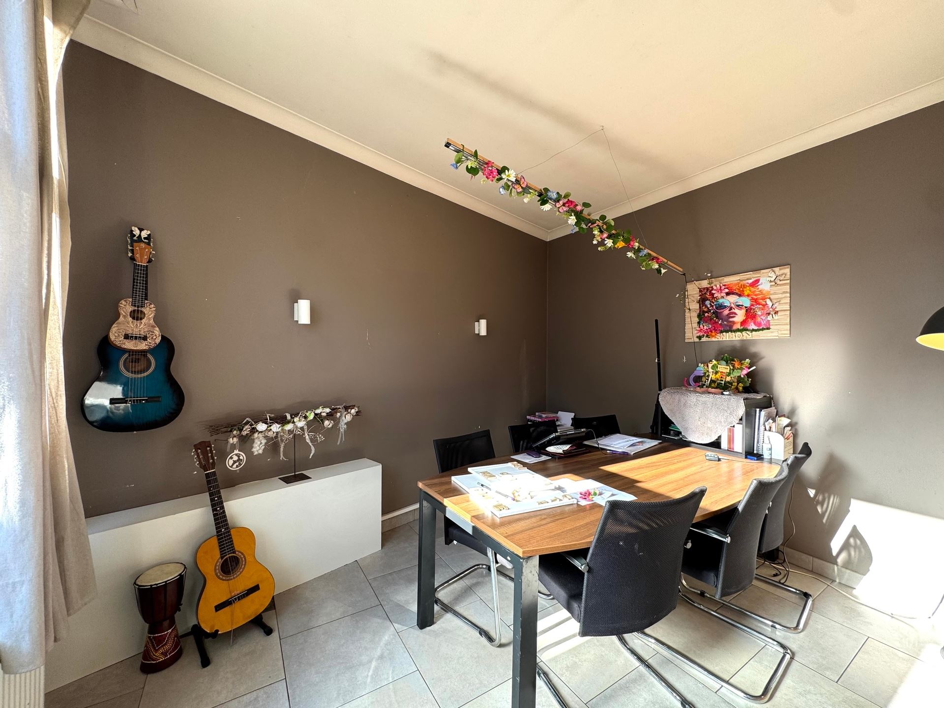 Instapklare halfopen woning met 3 (mogelijk 5) slaapkamers in Maasmechelen - foto 2