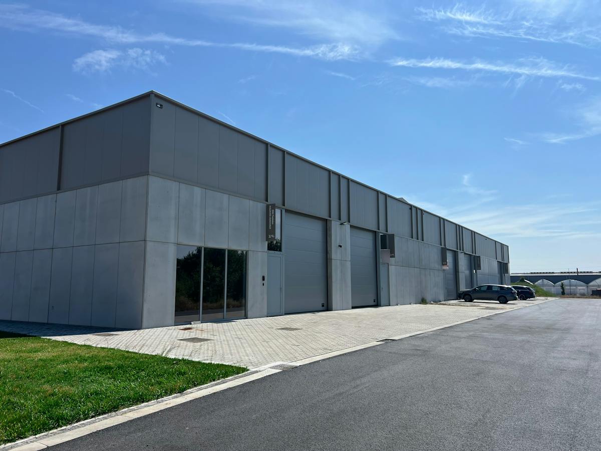 Newly built SME unit for sale in Tielt on approx. 240 m² - photo 5