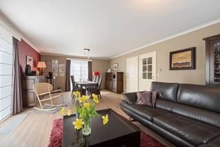 Te koop: open bebouwing in landelijke omgeving van Temse, gelegen in de Steendonkstraat op een perceel van 945 m². Deze woning uit 1982 biedt een...