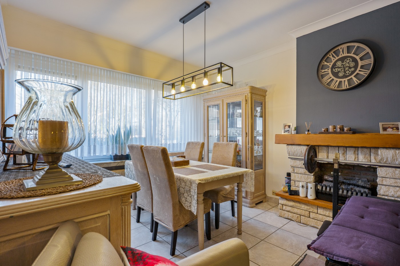 Gelijkvloers appartement met 2 slpk., veranda, verhard tuintje en garage - foto 4