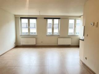 Practical one-bedroom apartment within walking distance to stores, restaurants, the Herb Garden, schools, and public transportation.Discover...