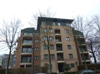 Autostaanplaats nr. 5 in Residentie Park II, op wandelafstand van de Grote Markt. ...