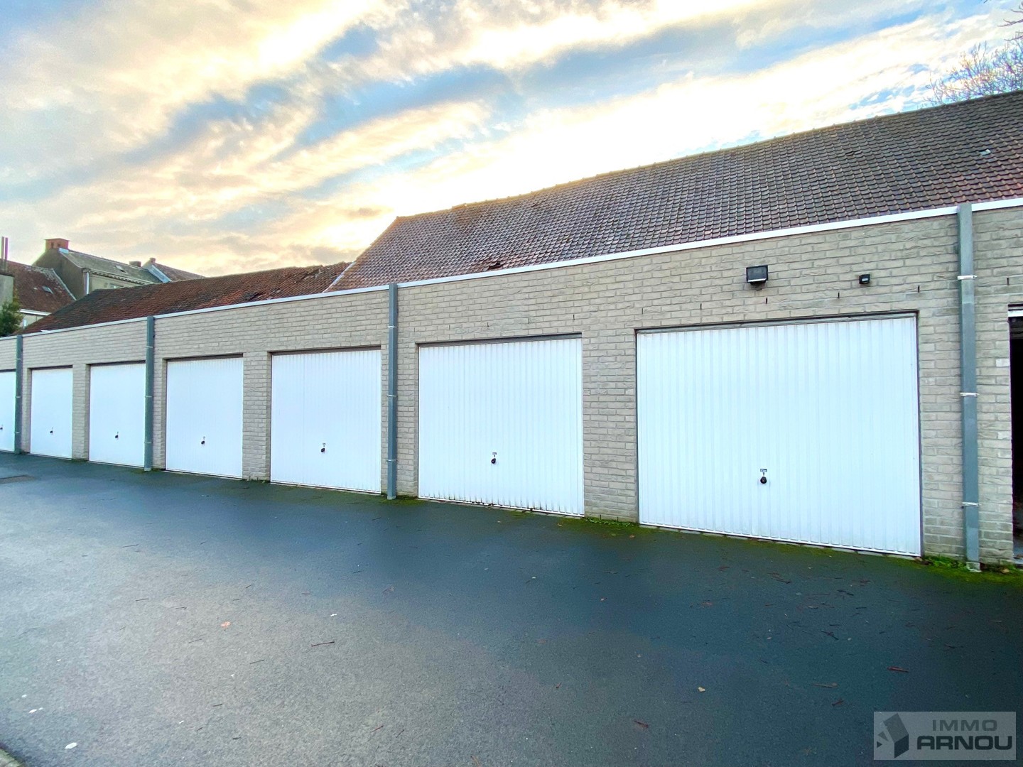 Centraal gelegen garagebox te huur in hartje Deinze - foto 1