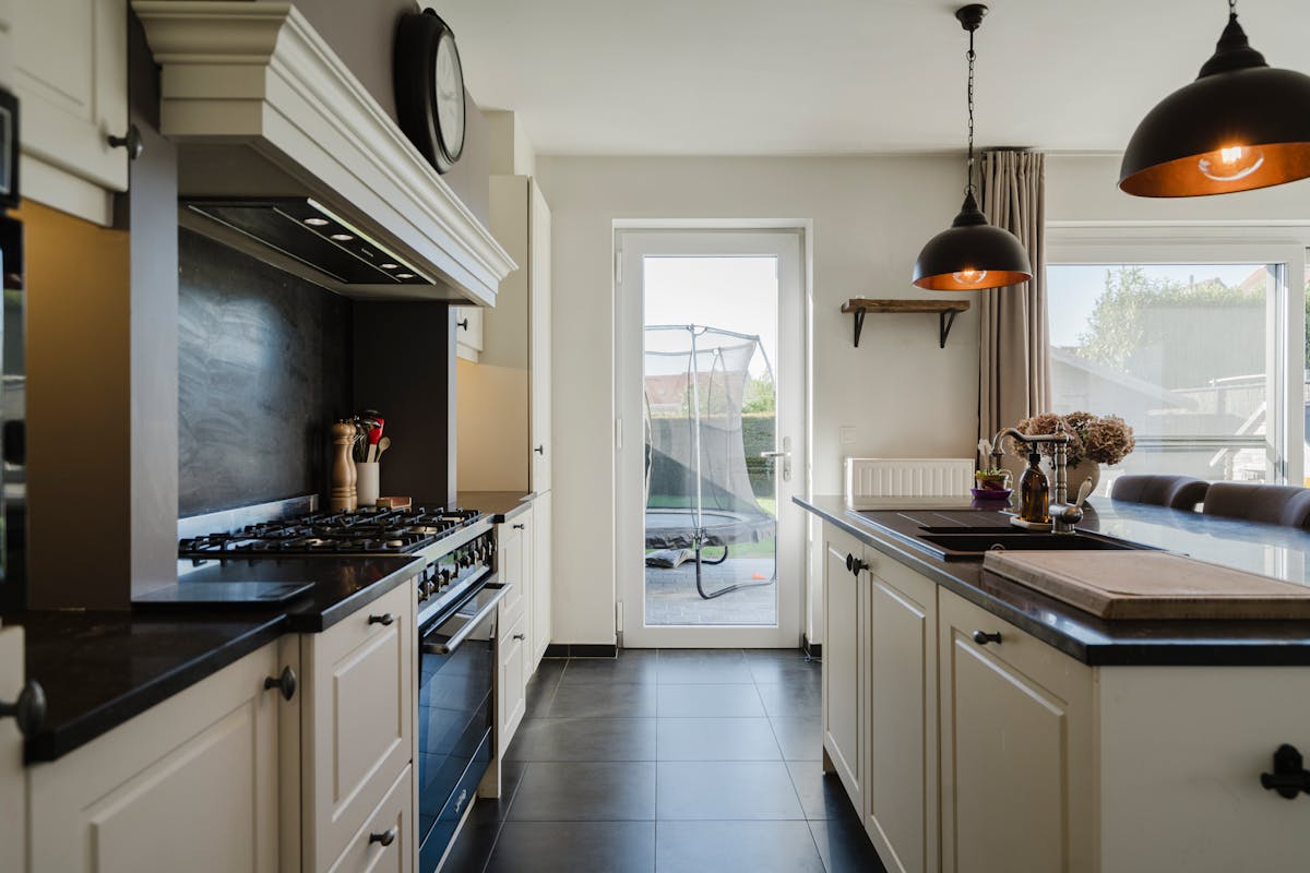 Recente halfopen hoekwoning met 3 slaapkamers in Rollegem - foto 5