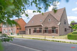 House for sale in Ravels