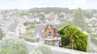 Afbraakpand/bouwgrond op een zeer mooie rustige ligging te koop te Bredene Maria-Duyne. In de nabijheid kan je heerlijk gaan ontspannen in...