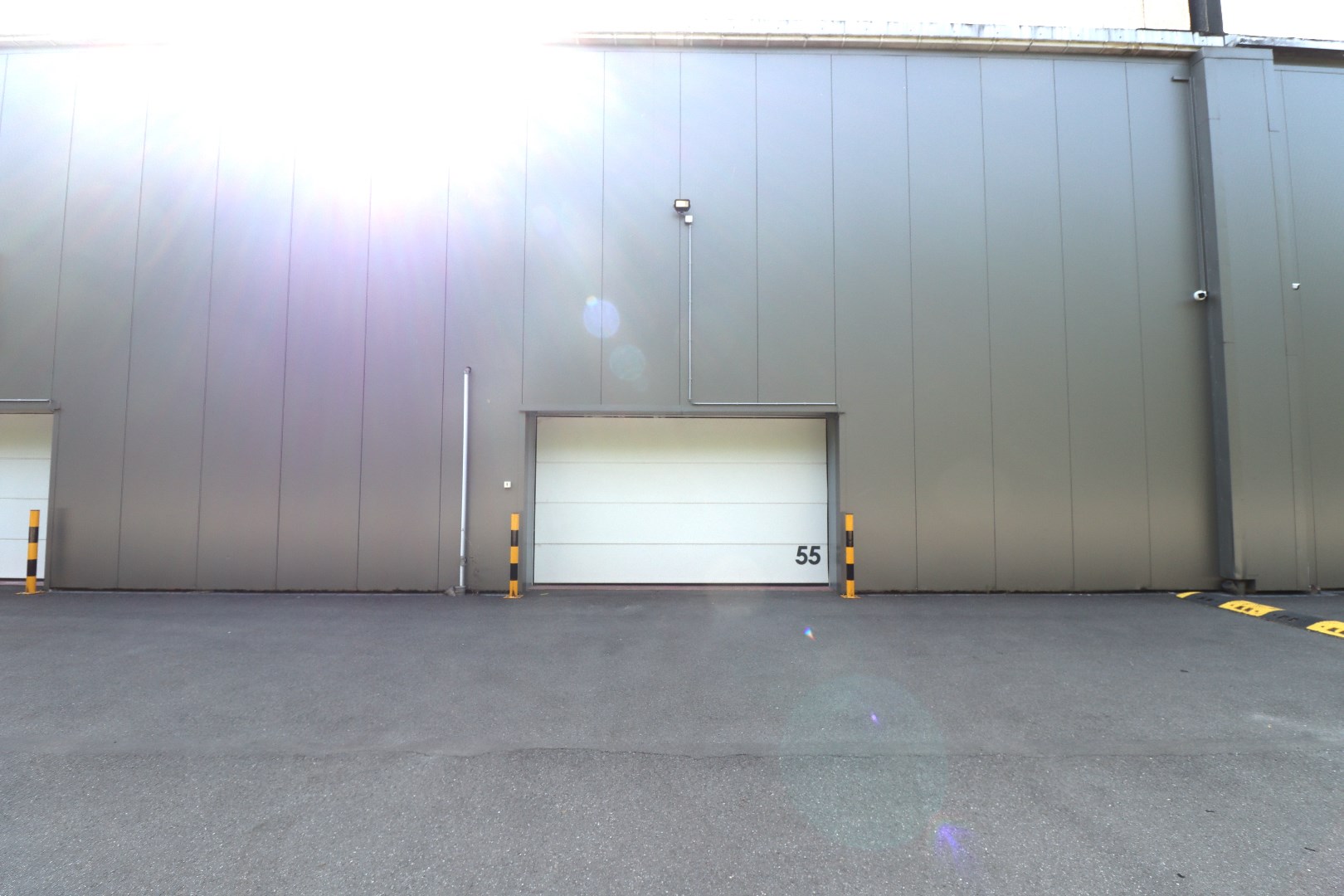 Opslagruimte (unit 55) te huur nabij het centrum van Kruibeke - foto 1