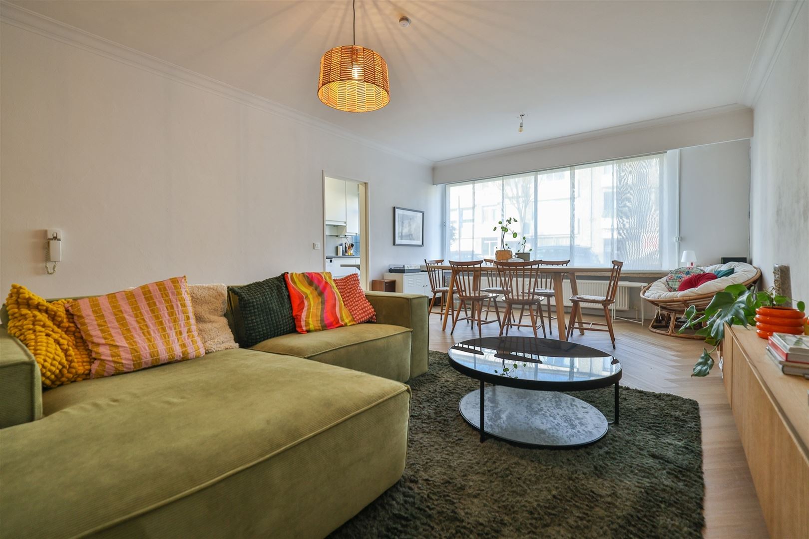 Ruim gelijkvloers appartement met aangelegde tuin - foto 1