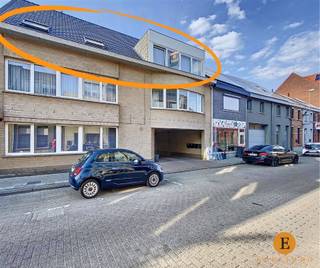 Lichtrijk en ruim appartement te huur op topligging in Sint-NiklaasBent u op zoek naar een ruim en instapklaar appartement in een rustige wijk met...