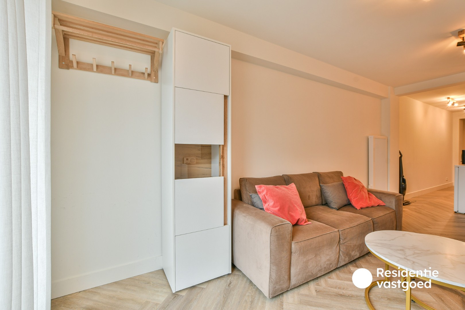 Volledig vernieuwd appartement te koop - achterkant zeedijk Wenduine! - foto 4
