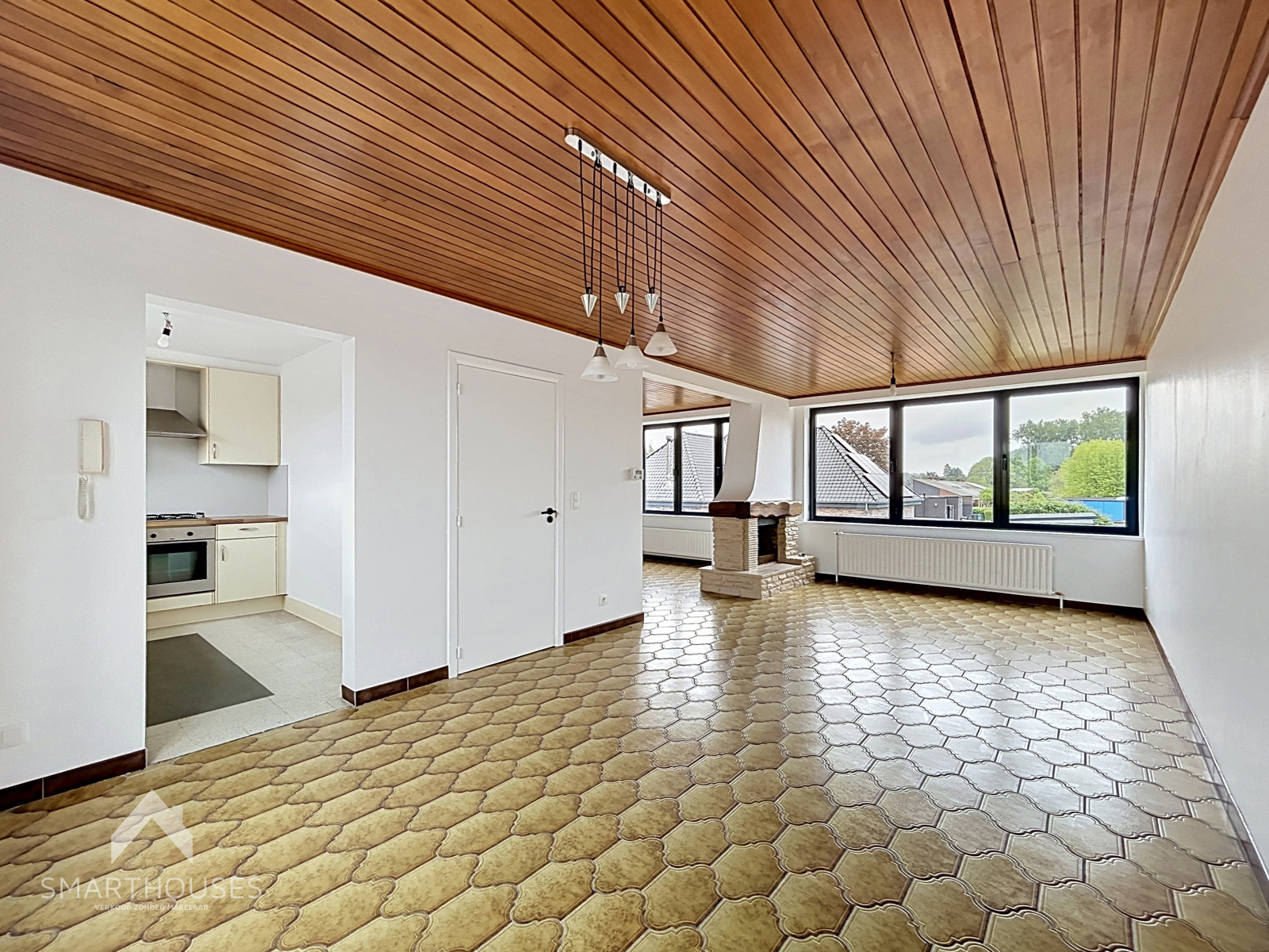 Instapklare woning met 3 slaapkamers, garage en tuin - foto 4