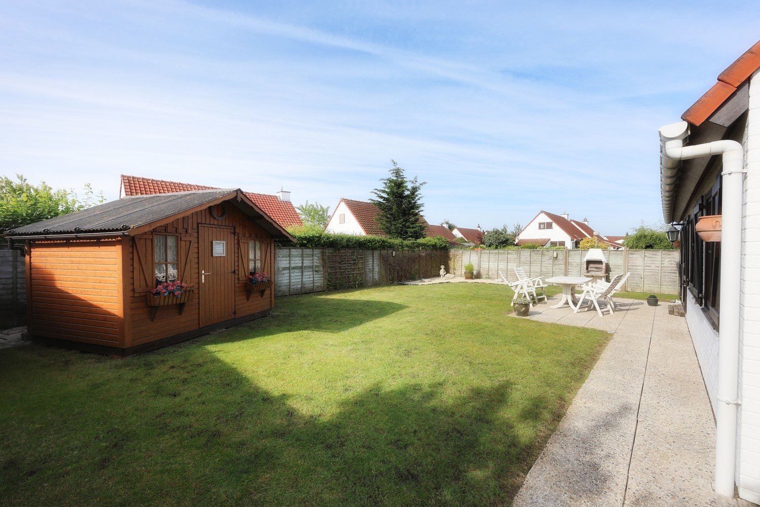Charming and Move-In Ready Holiday Home Within Walking Distance of the Beach and Dunes - photo 5