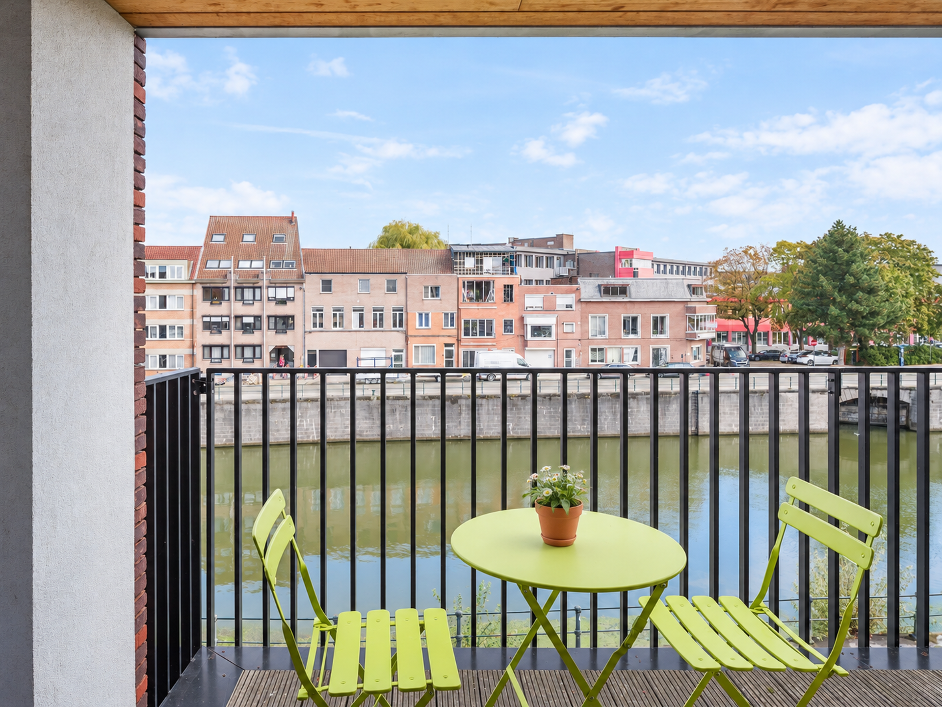 Modern appartement met 2 slaapkamers en terras op toplocatie - foto 5