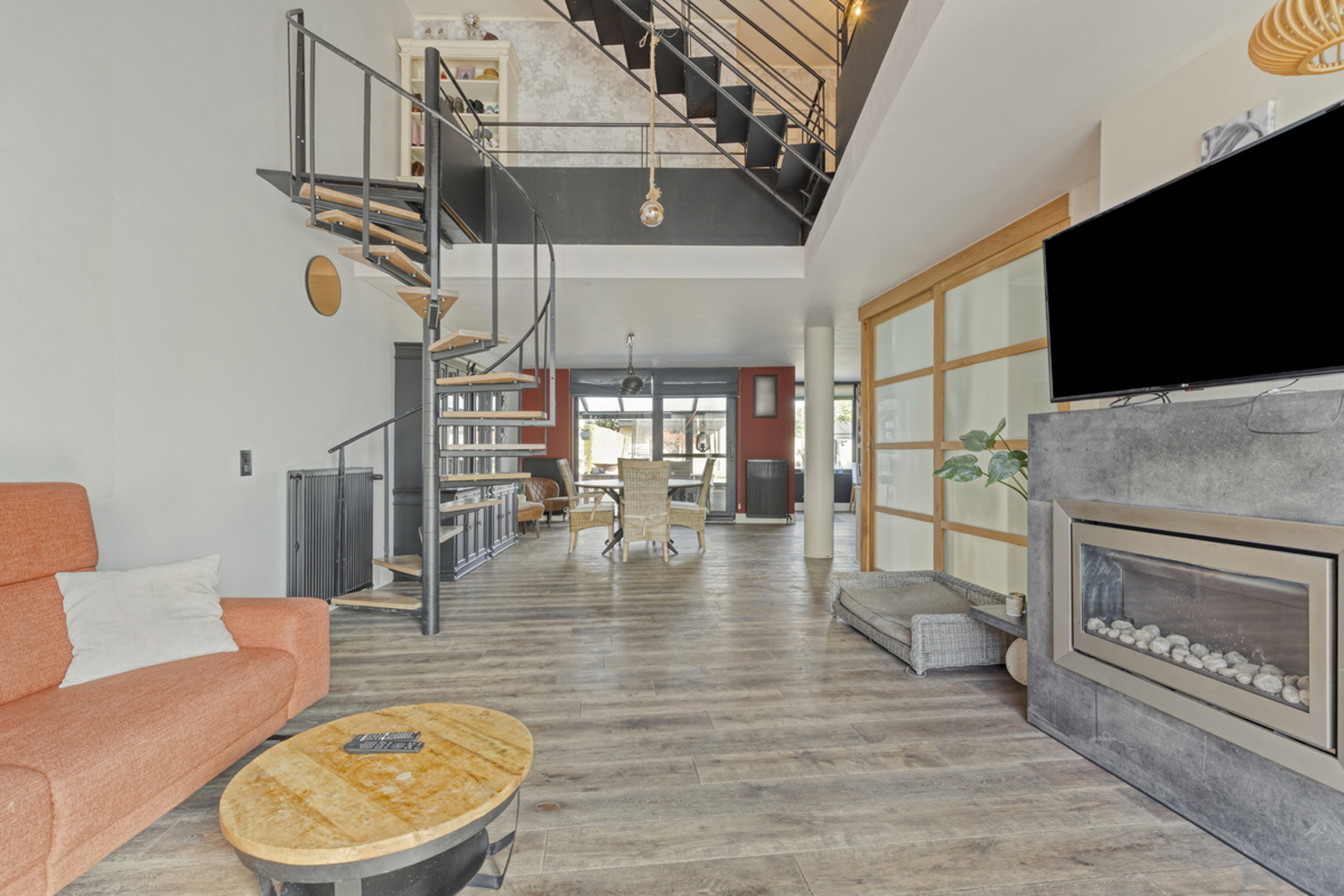 Instapklare HOB met 4 slaapkamers en polyvalent bijgebouw - foto 4