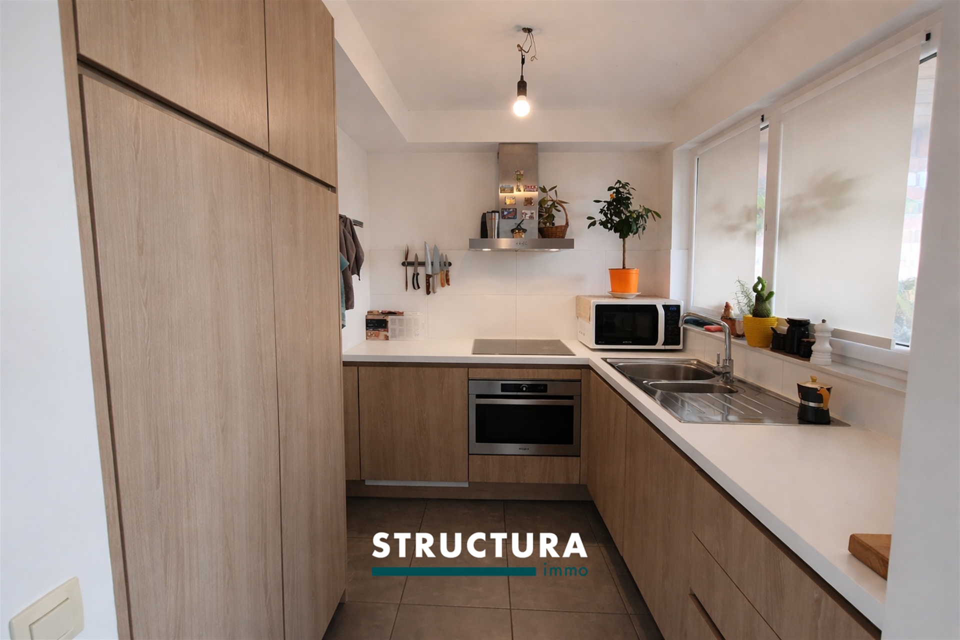 Gerenoveerd appartement op tweede verdiep - foto 4