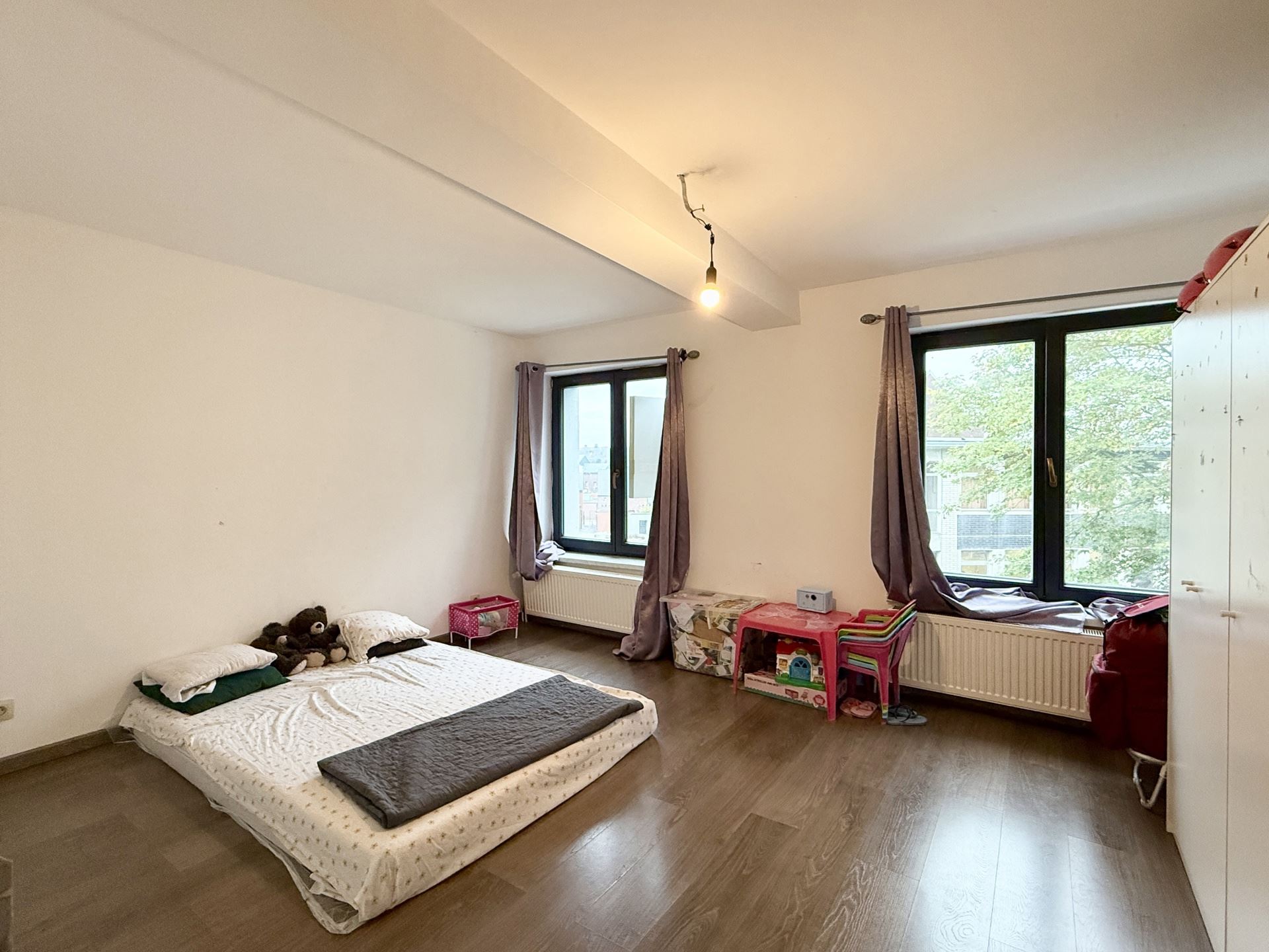 Mooi appartement van 104m2, 2 slaapkamers en kelder - foto 4
