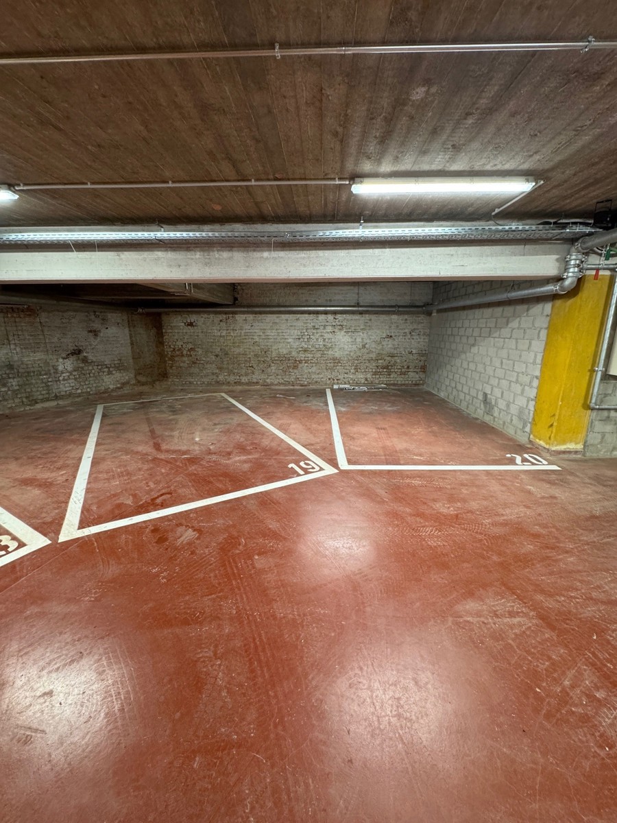 Garage à louer à Anvers - photo 2