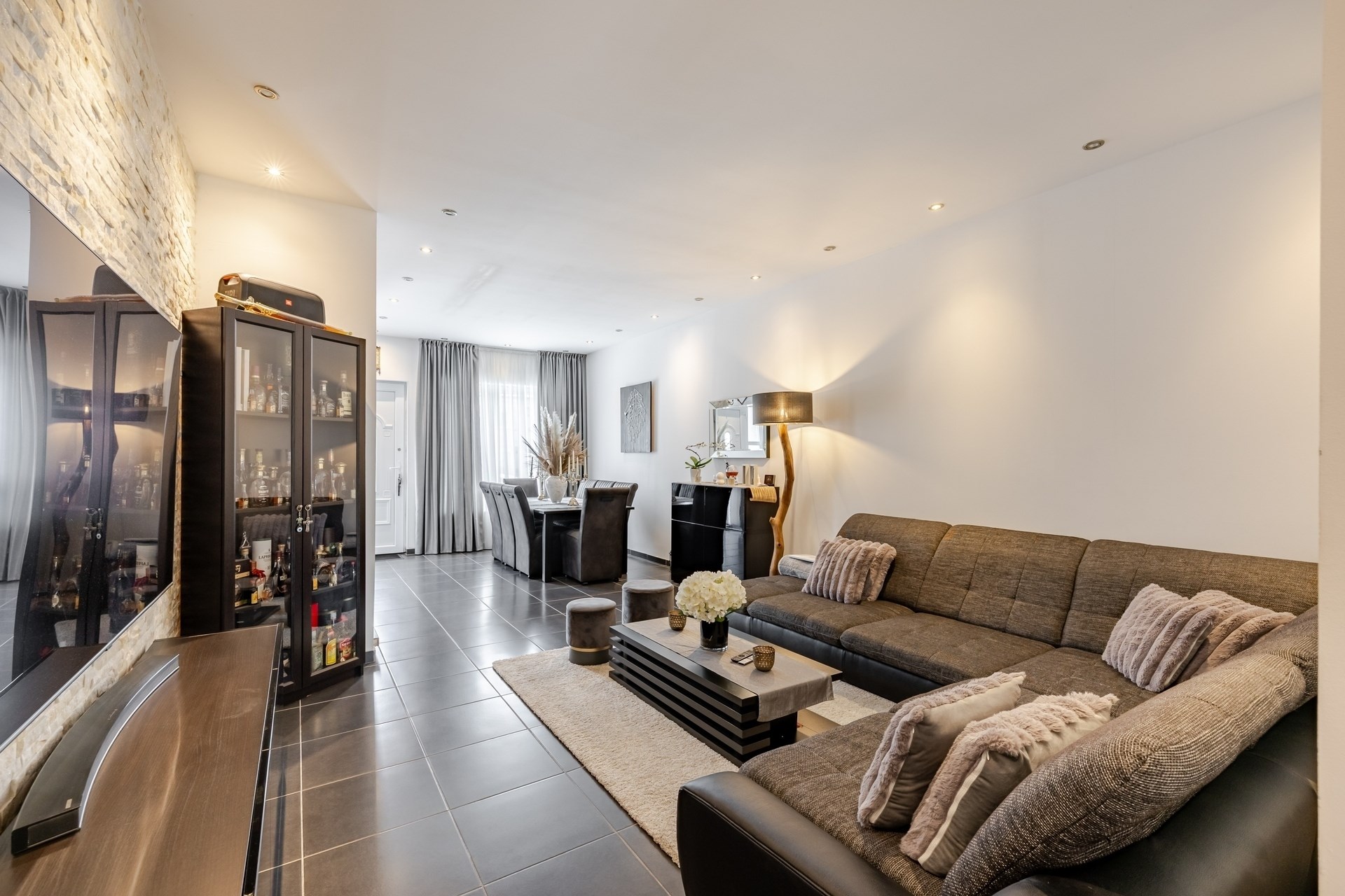 Prachtig gerenoveerde woning met 3 slks en tuin - foto 4