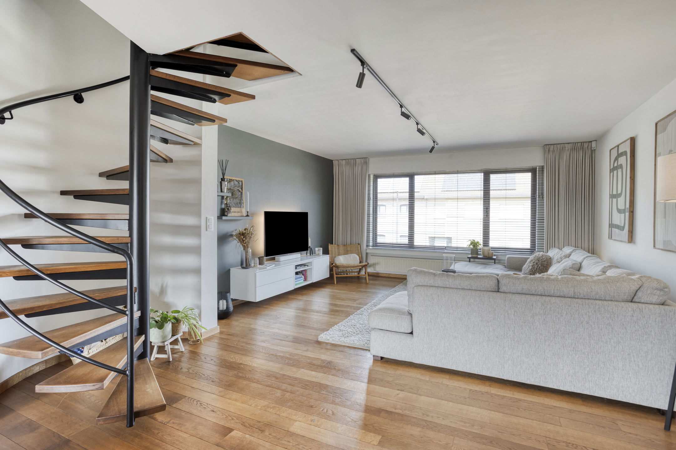 Ruim duplexappartement nabij het centrum van Wommelgem. - foto 3