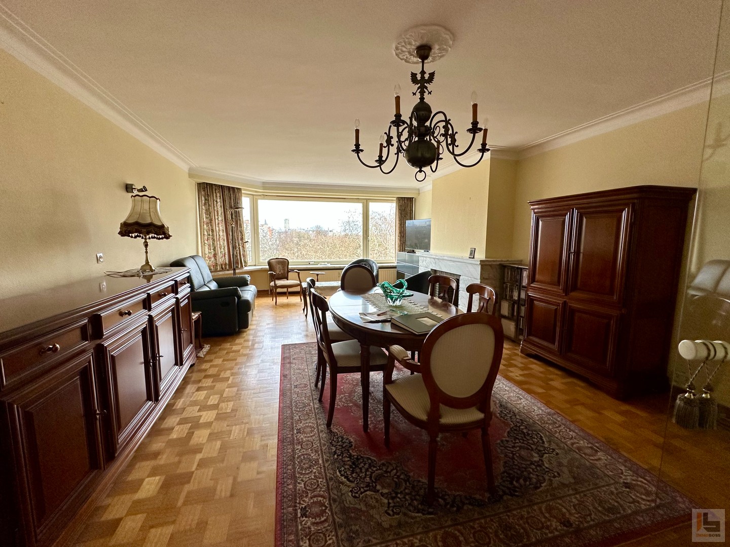 Ruim 2 slaapkamer appartement met prachtig zicht! - foto 2