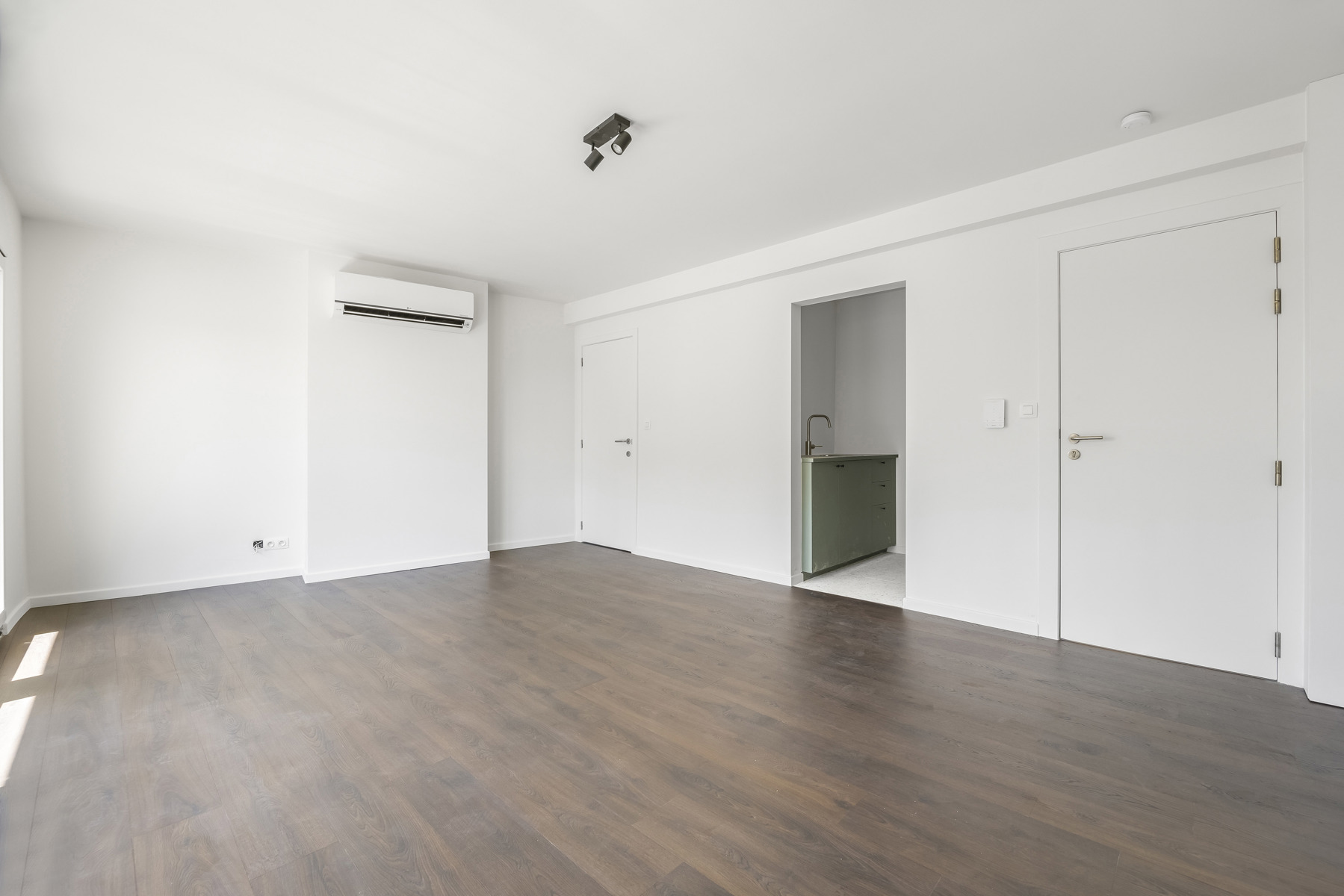 Studio in volledig vernieuwd gebouw - ideale investering - foto 5