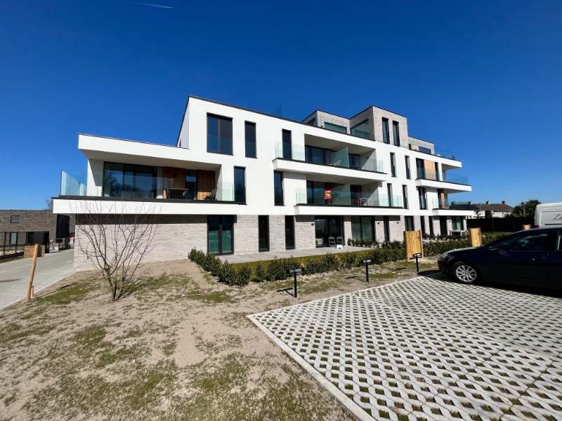 App met 2  slpkm, garage en kelderberging - foto 2