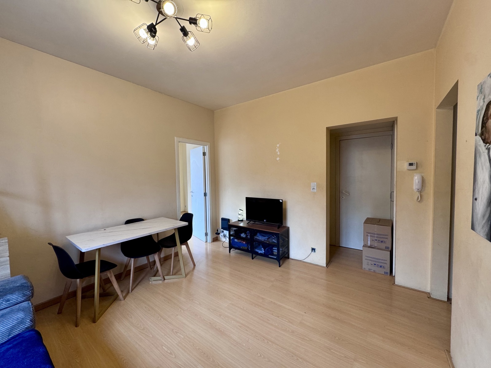 Licht 2-slaapkamer appartement in Centrum Mortsel - foto 4