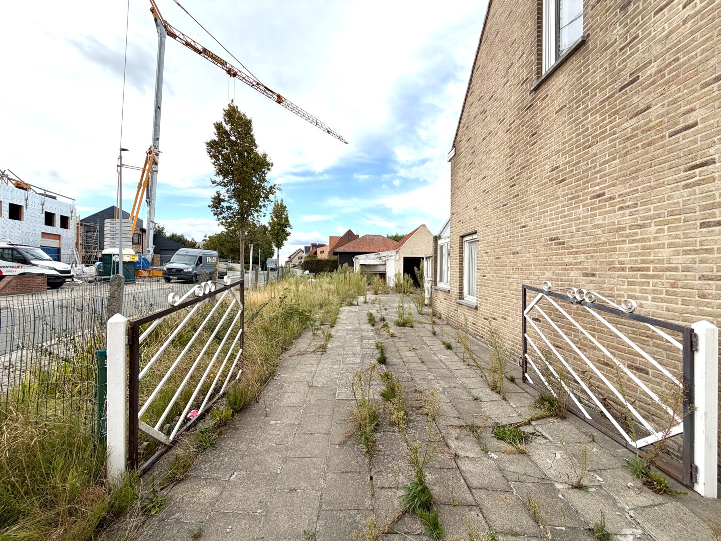 Te renoveren woning met enorm potentieel op topligging in Deerlijk – 419 m² grond! - photo 2