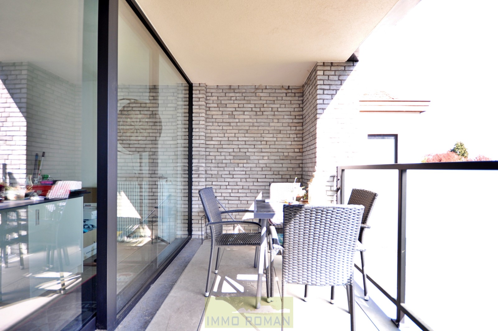 Appartement récent avec terrasse et parking souterrain à Renaix ! - photo 4