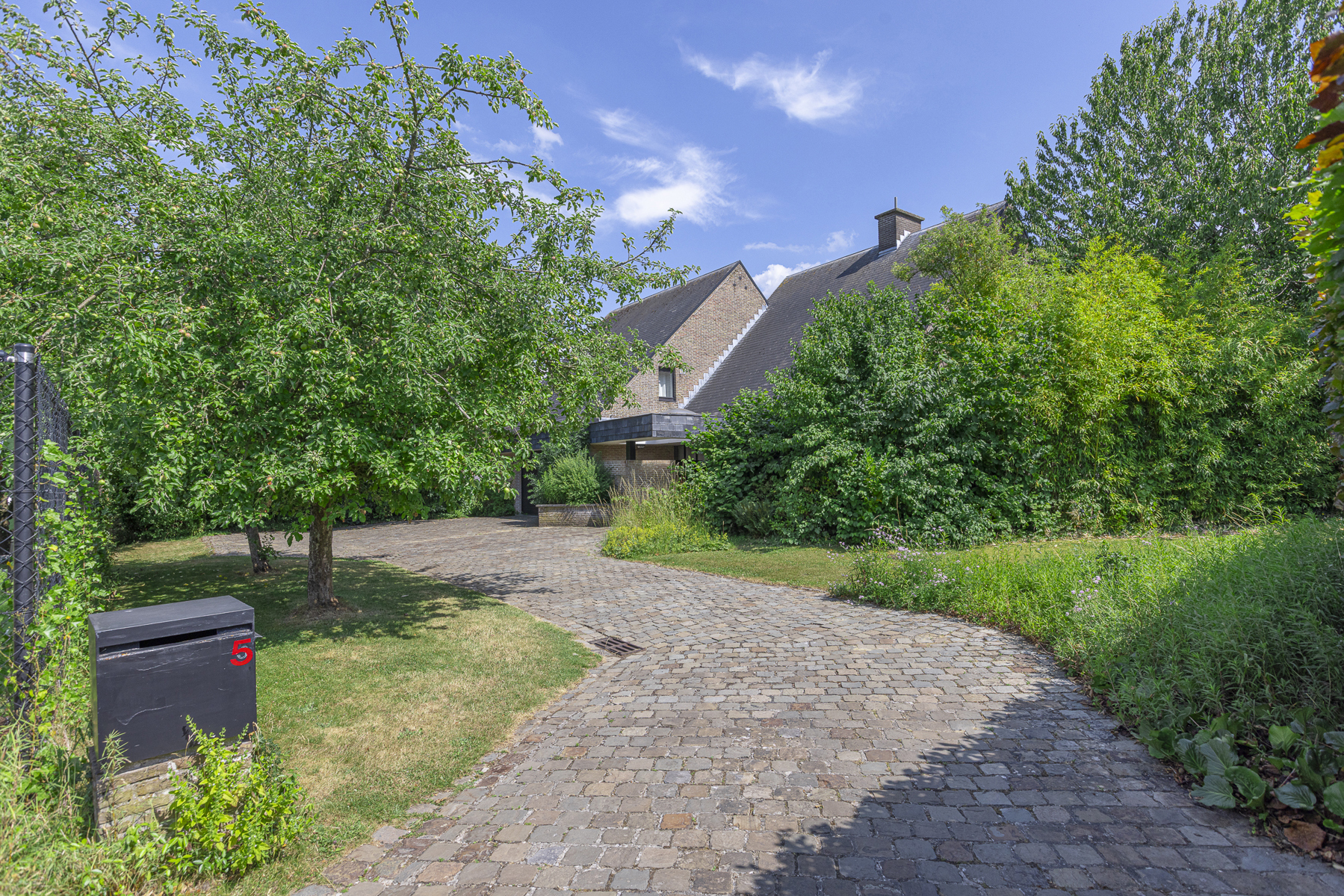 Maison à vendre à Ternat avec 5 chambres - photo 1