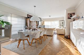 Gezellige woning met veranda op een rustige locatie in “Het Veld”Deze charmante woning is gelegen in de Meidoornlaan, een bijzonder rustige en...