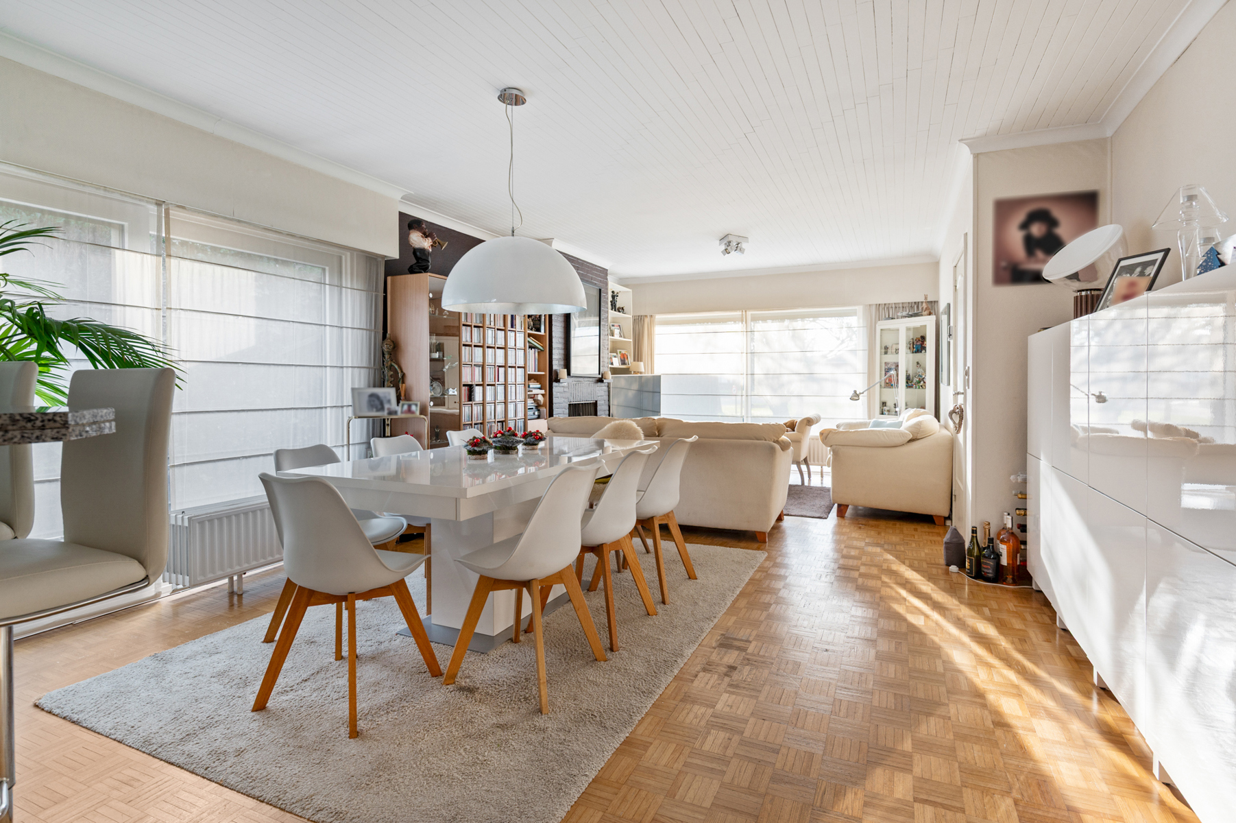 Lichtrijke woning met veranda in rustige locatie "Het Veld" - foto 3