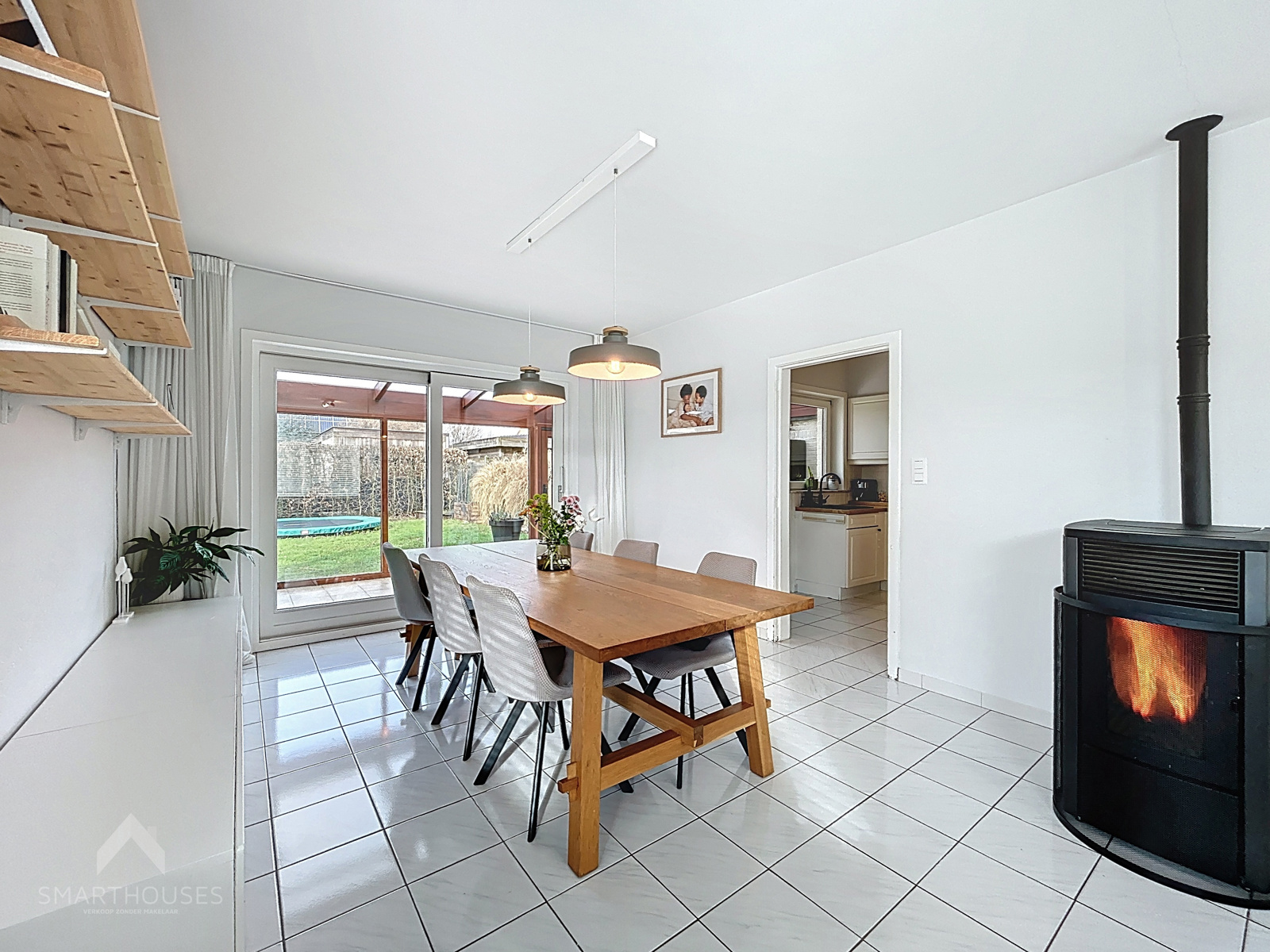 Ruime halfopen woning met 4 slaapkamers en garage - foto 5