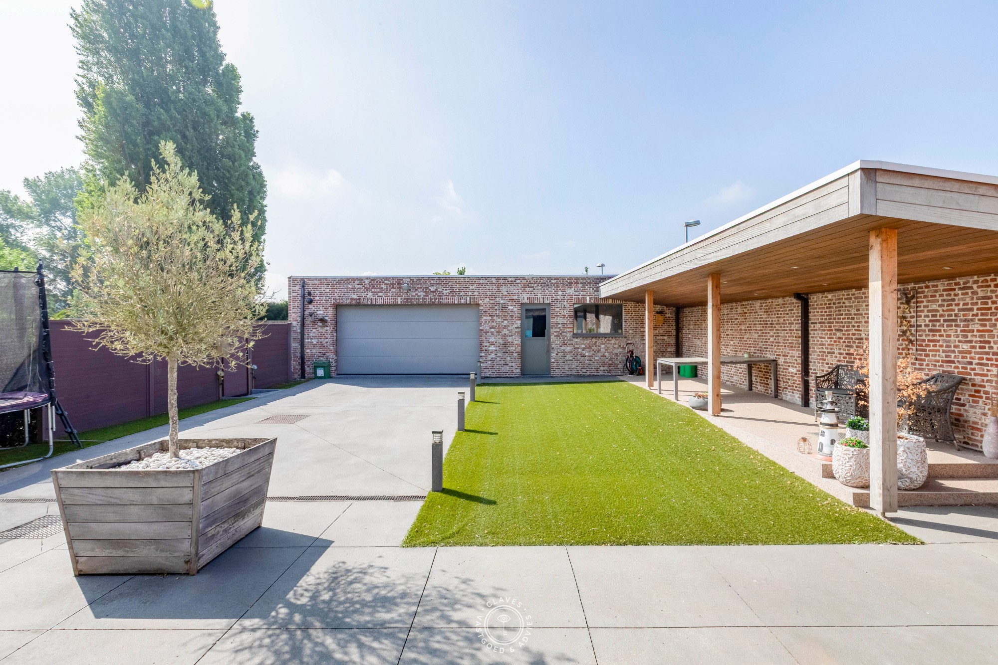 Instapklare woning en ruime tuin in het hart van Vrasene - foto 2