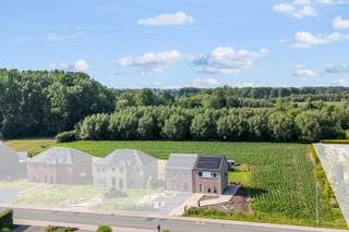 Te koop in Grimminge .In het charmante en landelijke Grimminge een deelgemeente van Geraardsbergen, vlakbij het natuureducatief centrum De Helix,...