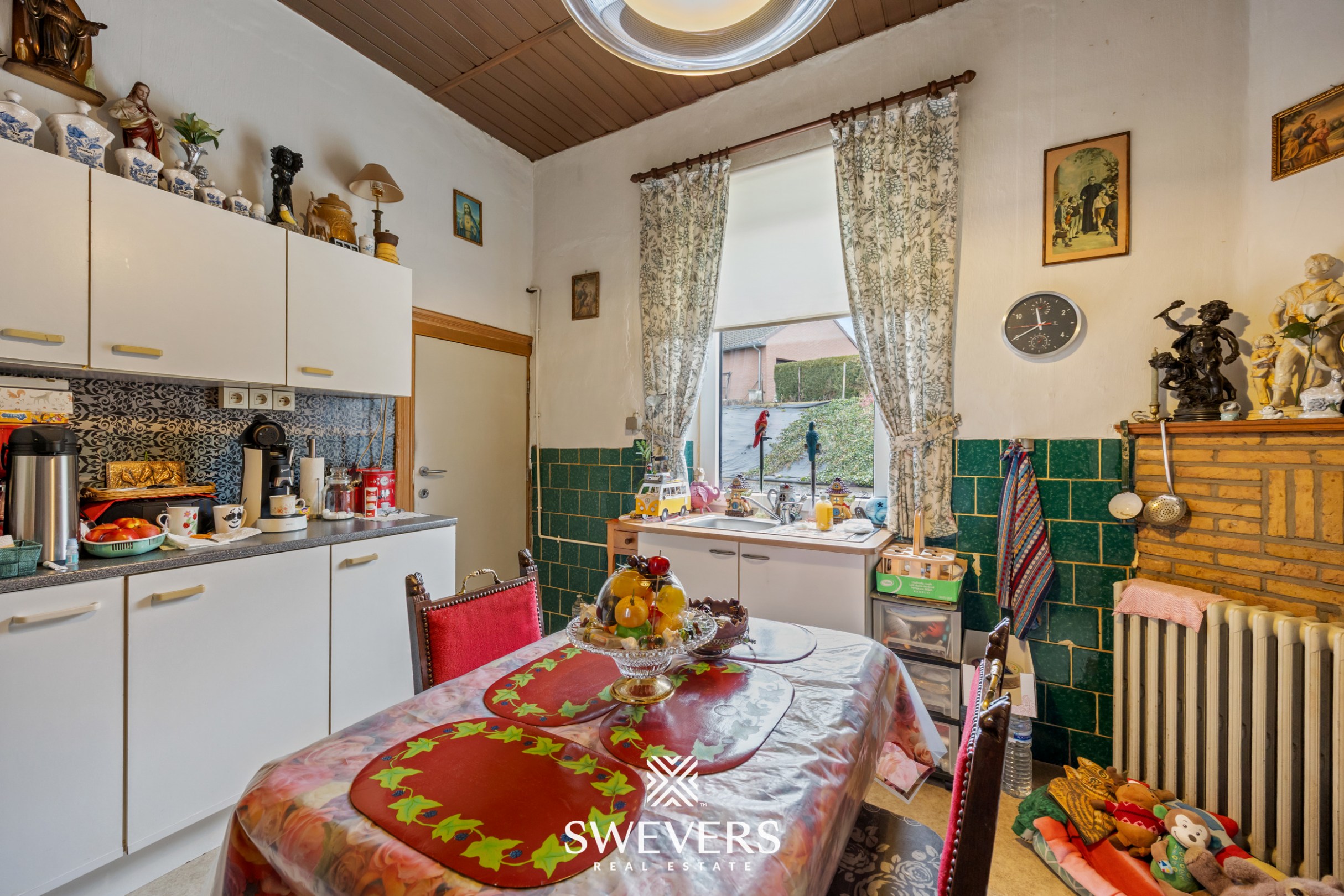 Vrijstaande woning met zeer veel potentieel - foto 4