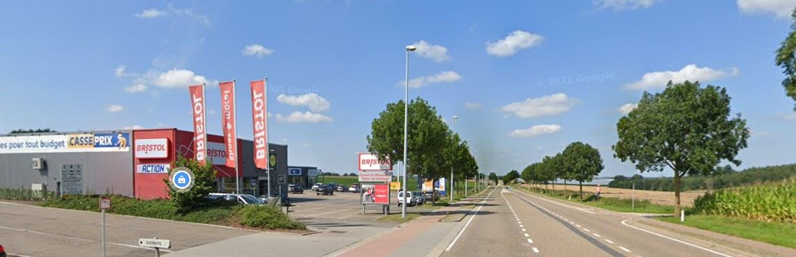 COMMERCIEEL GEBOUW NABIJ ACTION - foto 3