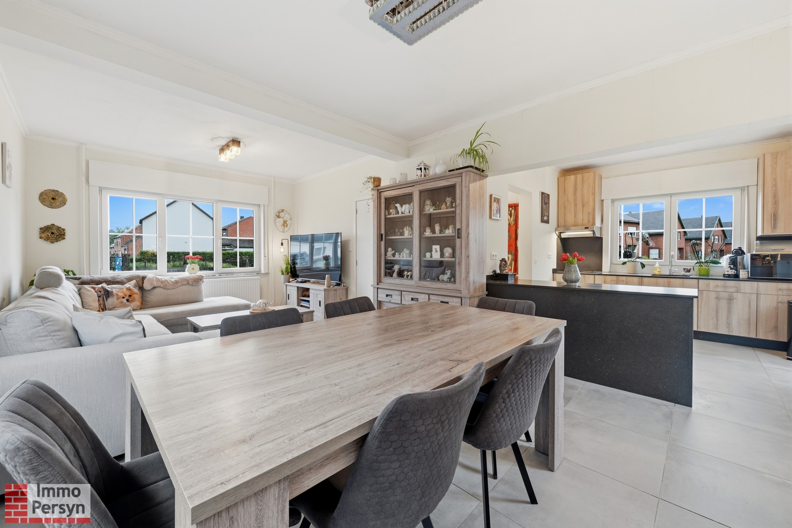 Charmante, gerenoveerde woning met carport en tuin - foto 5
