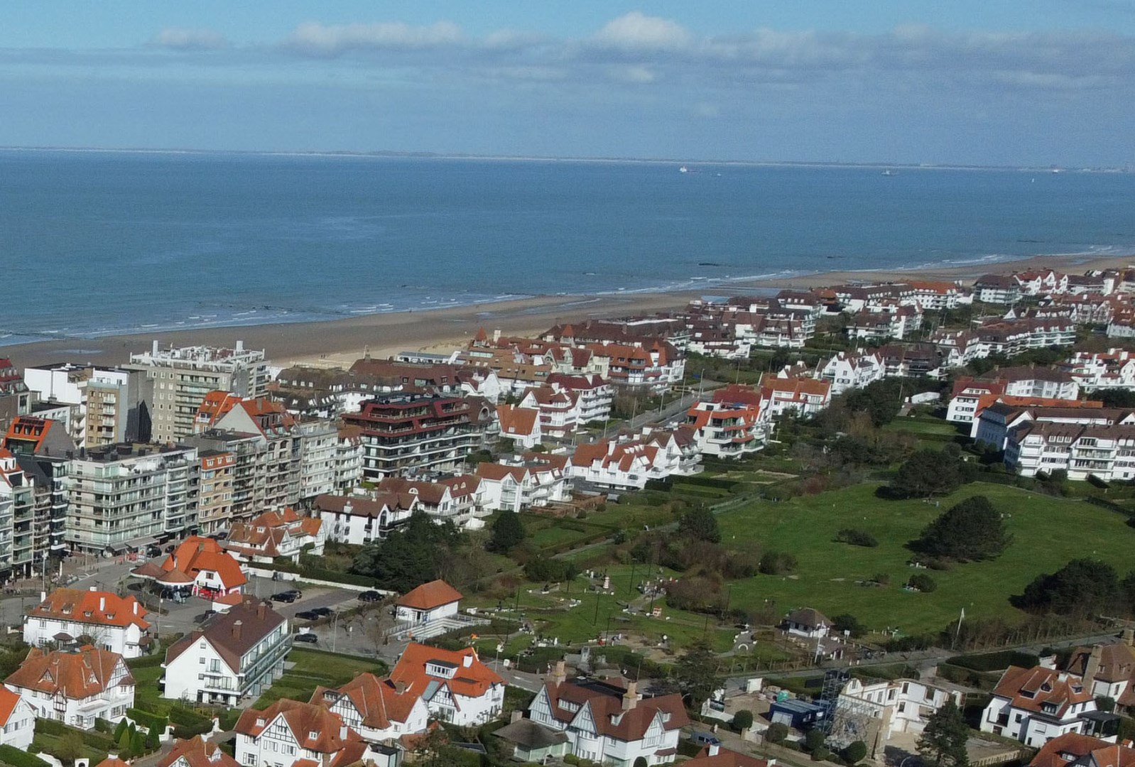 Gesloten garagebox in de parking Minigolf - Zoute - foto 1