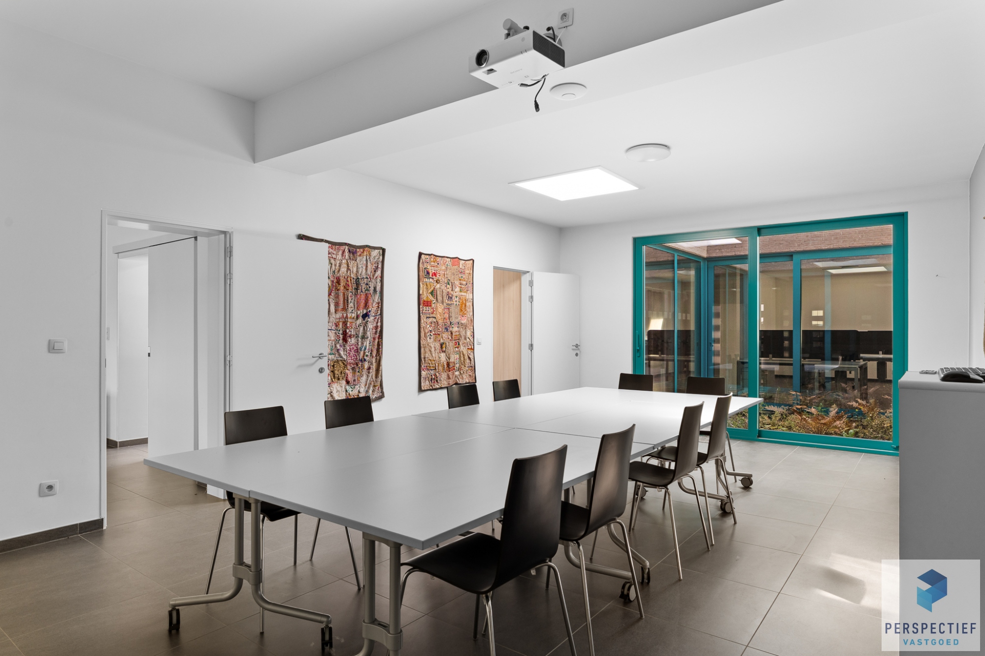 Veelzijdig handelshuis/kantoorgebouw - foto 4