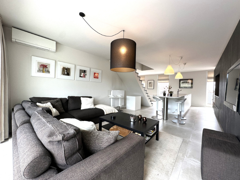 Energiezuinige duplex met prachtig zicht inclusief afgesloten garage en berging. - foto 5