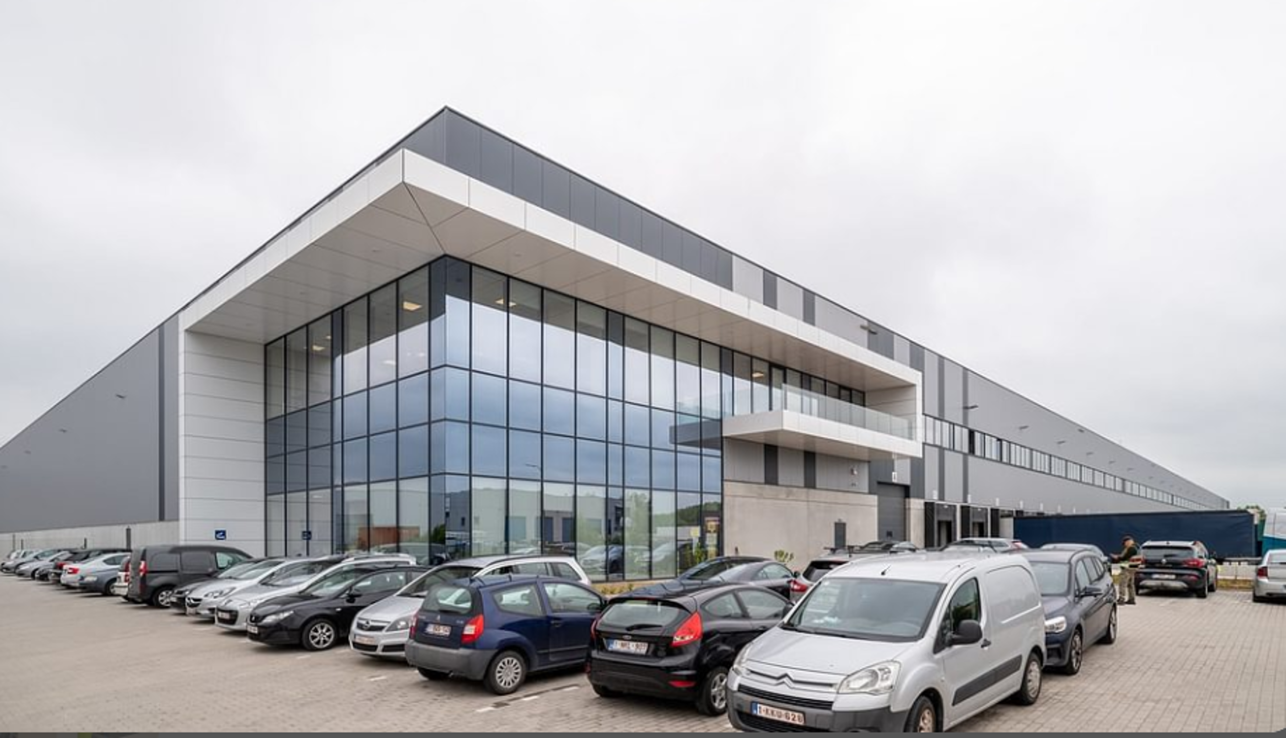 Commercial for rent in Fleurus - photo 2