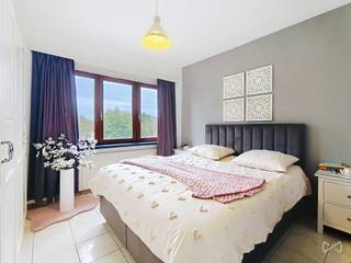 bruxelles.ouest@weinvest.be | 02 315 77 22We Invest is offering this exclusive 84 m² (PEB surface area) apartment located on the 2nd and top floor of...